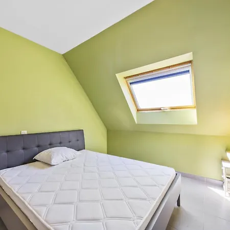 Апартаменты Duplex In Bruges With Market Square Views, Cleaning Included