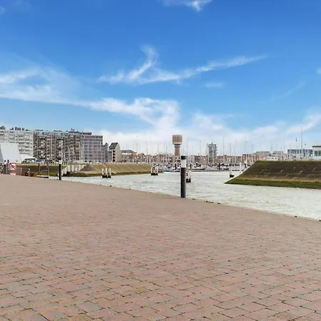 Apartment Duplex Located In The Market Square, Cleaning Included Blankenberge