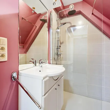 Duplex Located In The Market Square, Cleaning Included
